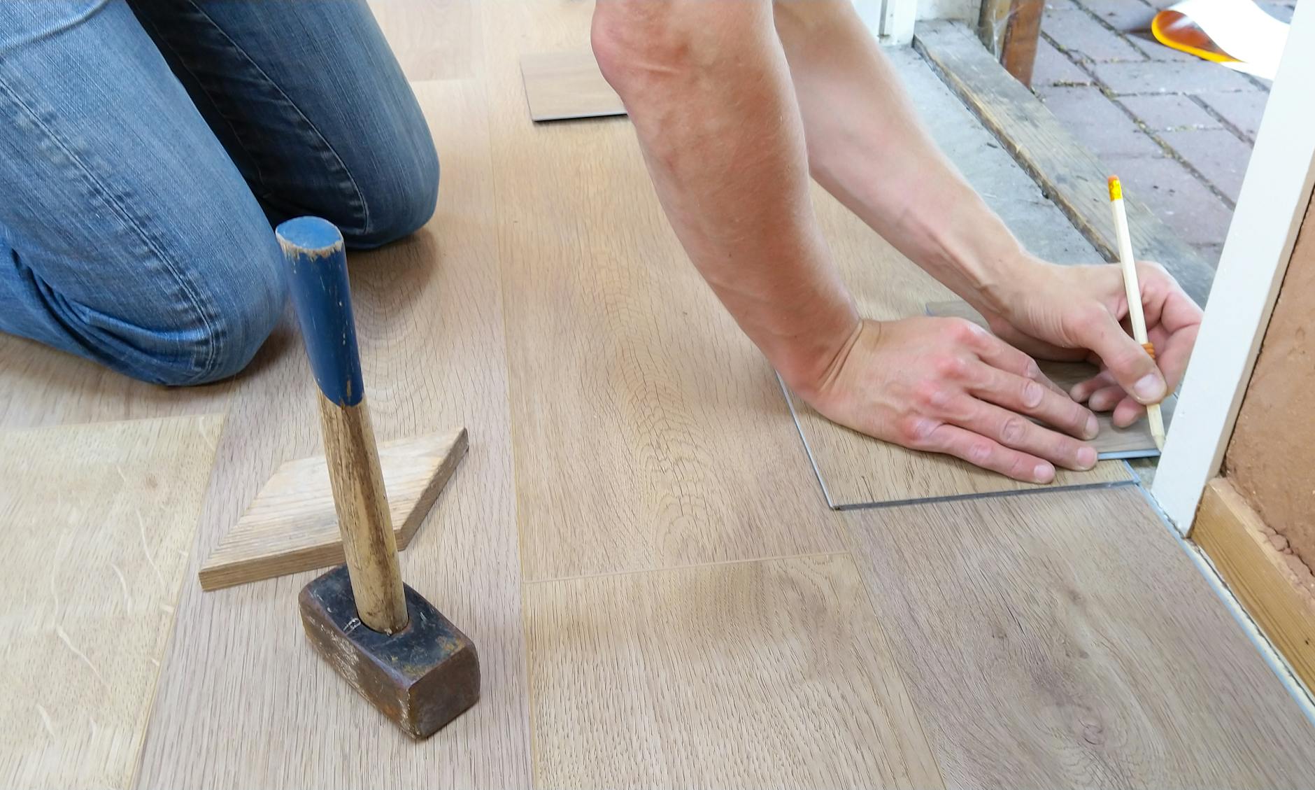 How To Install Laminate Flooring: A Step-by-Step Guide